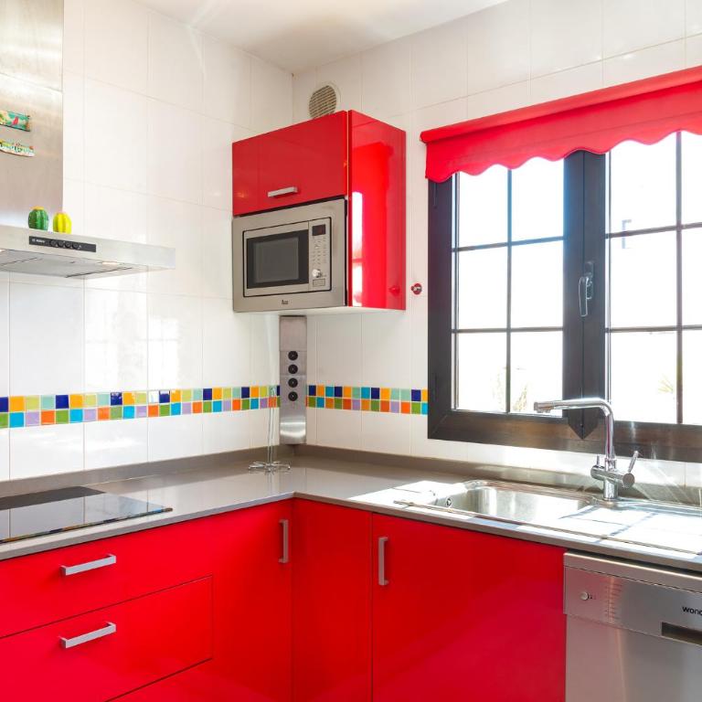 Villa Simba - Three-Bedroom House - 31