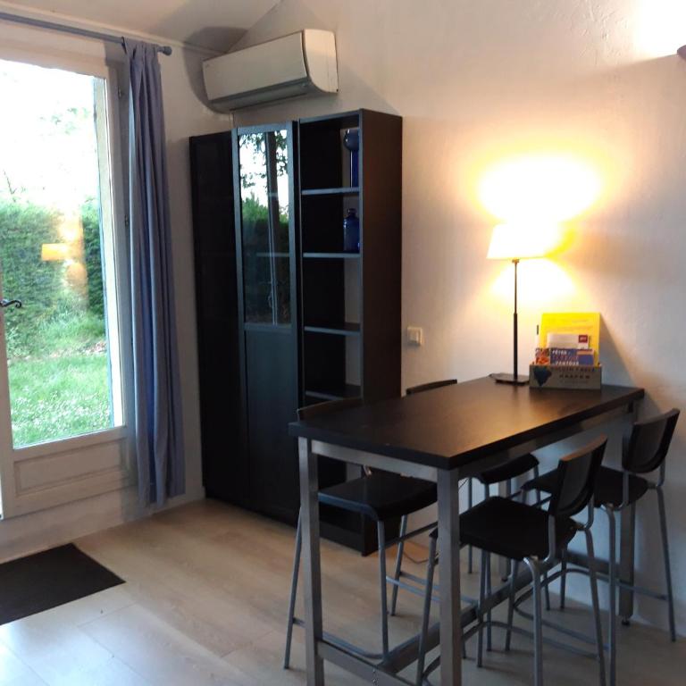 Chambres d'Hôtes Aux Tournesols - Studio avec Canapé-Lit - 5