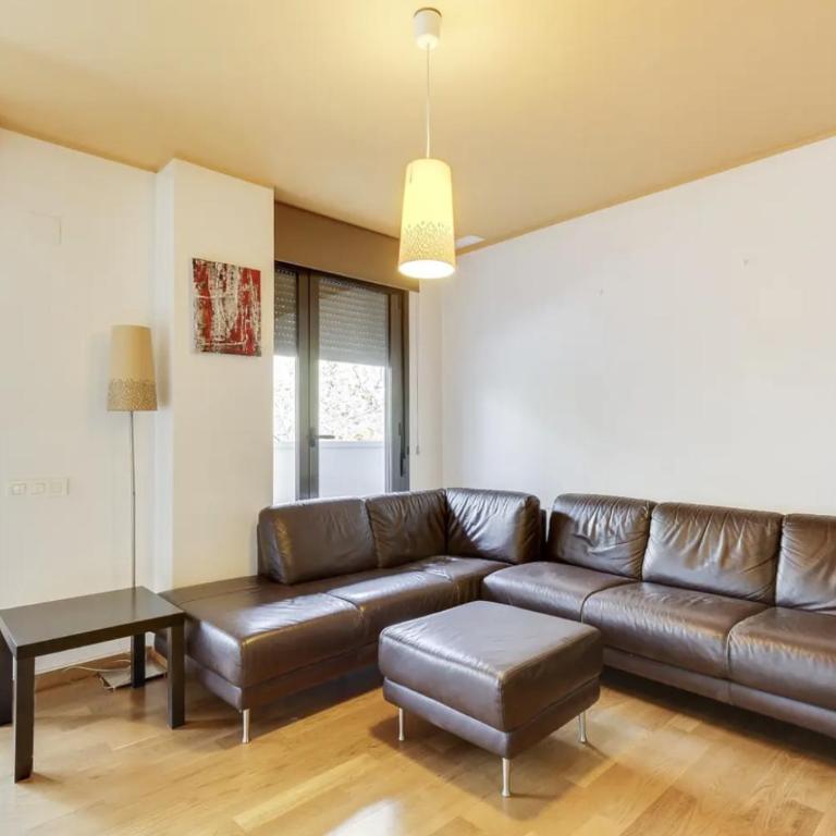 Stay U-nique Apartments Diagonal Mar - Four-Bedroom Apartment - 7