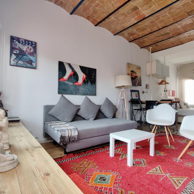Stay U-nique Apartments Sagues - Studio Apartment - 4
