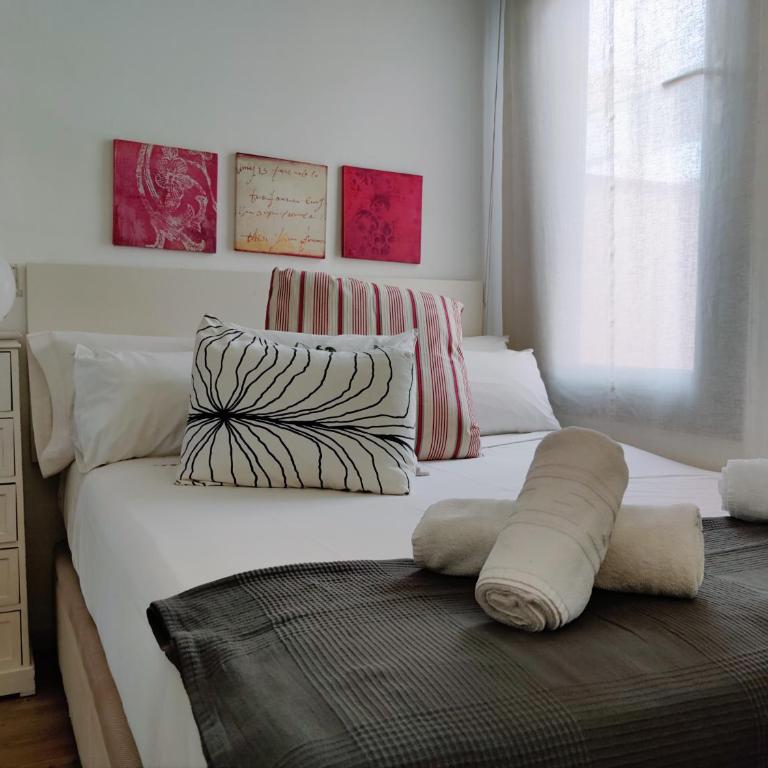 Stay U-nique Apartments Sagues - Studio Apartment - 6