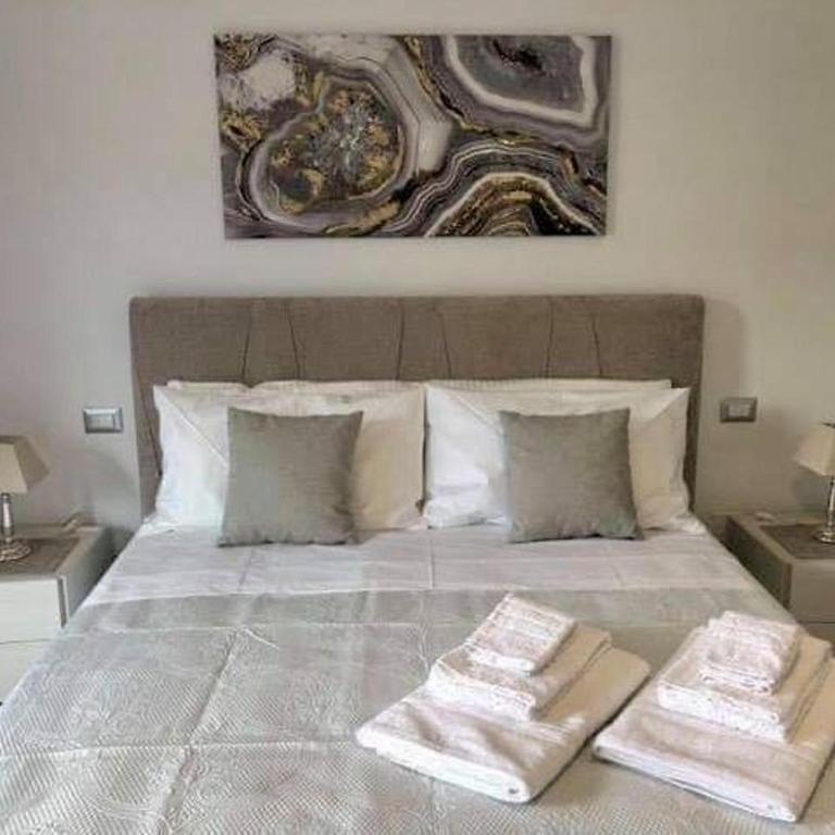 The Place Piazza Lauro - Double Room with Balcony - 3