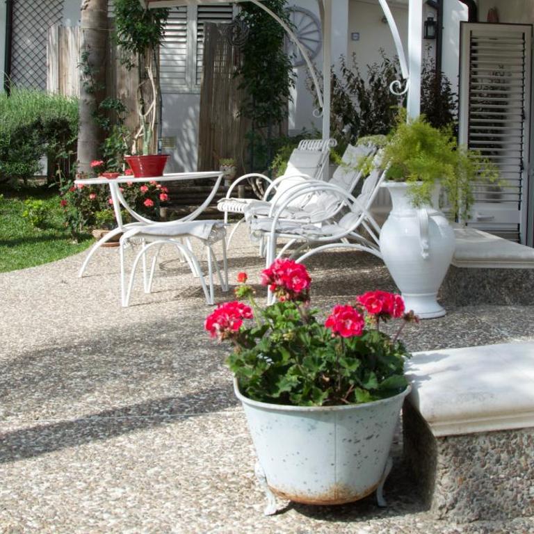 Villa Volli Three Rooms - Camera King con Vista Giardino - 14