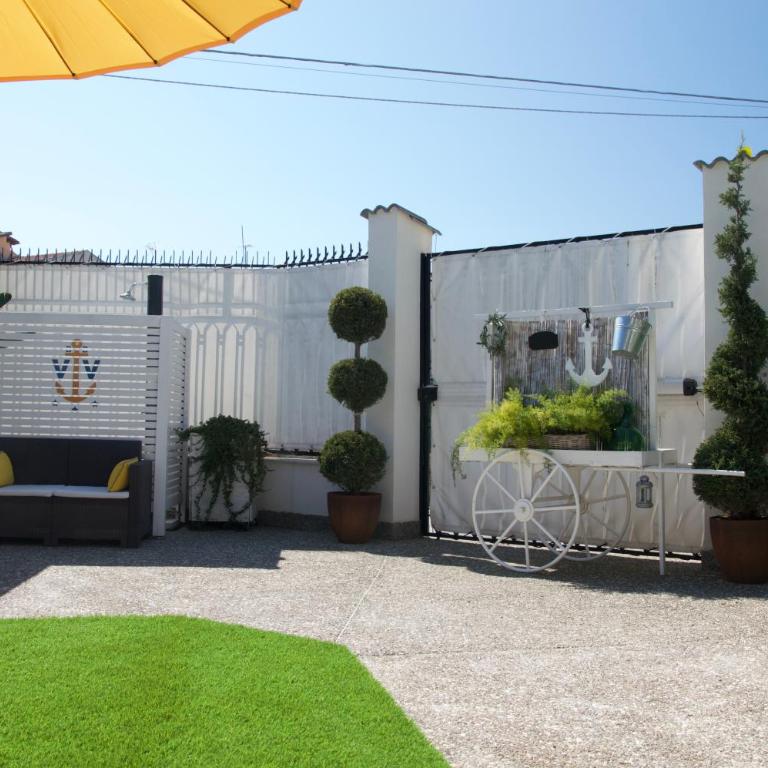 Villa Volli Three Rooms - Camera King con Vista Giardino - 16