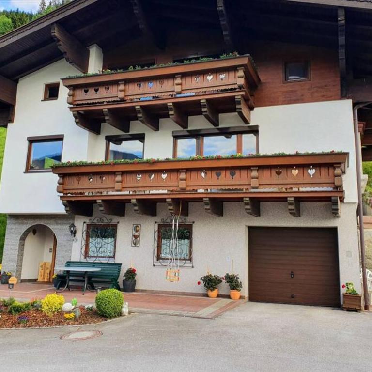 Hinterreithlehen - Ferienwohnung am Bauernhof - Apartment mit 2 Schlafzimmern - 2