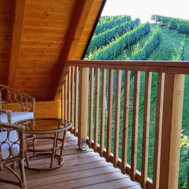Weingut ADAM Amandus und Carmen - Suite Lit King-Size avec Balcon - 9