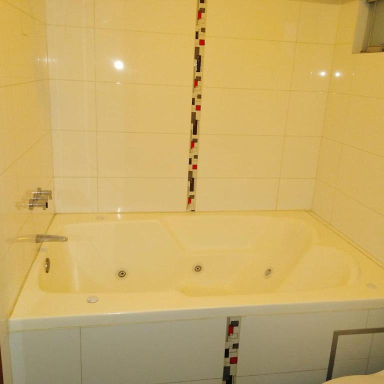 Gran Hotel Ica - Deluxe Double Room - 3