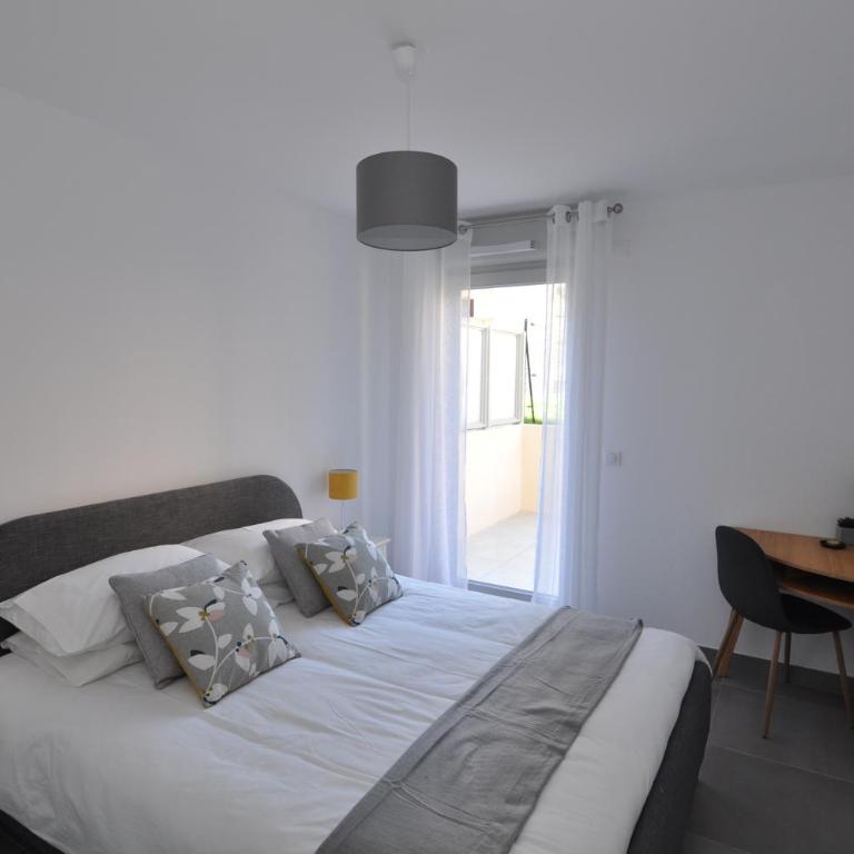 Fantastic Two-bedroom Apartment with garden near the beach - Appartement 2 Chambres - 7