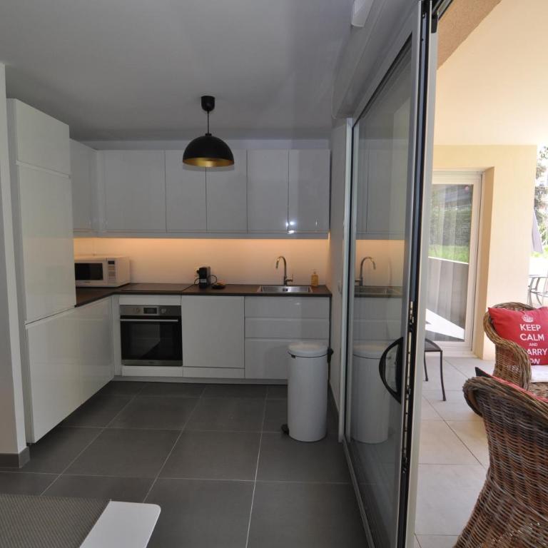 Fantastic Two-bedroom Apartment with garden near the beach - Appartement 2 Chambres - 17