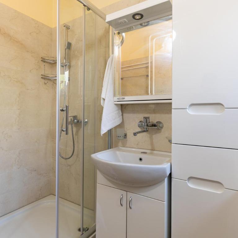 Belgrade Center Apartment Admiral - Apartman sa 3 Spavaće Sobe - 11