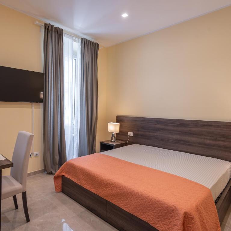 ADRIA Luxury Residence - Centro Trieste - Camera Tripla Comfort - 2