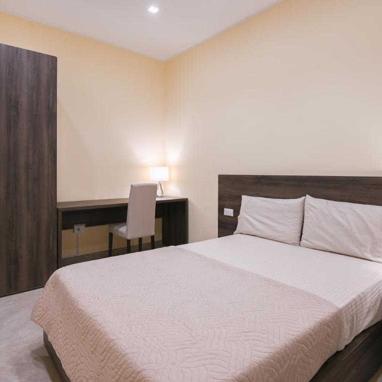 ADRIA Luxury Residence - Centro Trieste - Camera Matrimoniale Piccola - 12