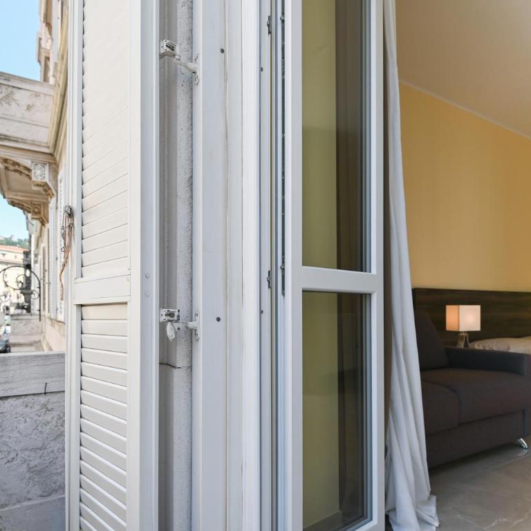 ADRIA Luxury Residence - Centro Trieste - Suite con Balcone - 15