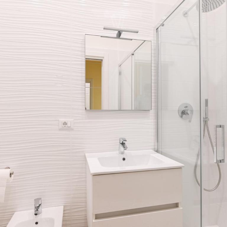 ADRIA Luxury Residence - Centro Trieste - Suite con Balcone - 23
