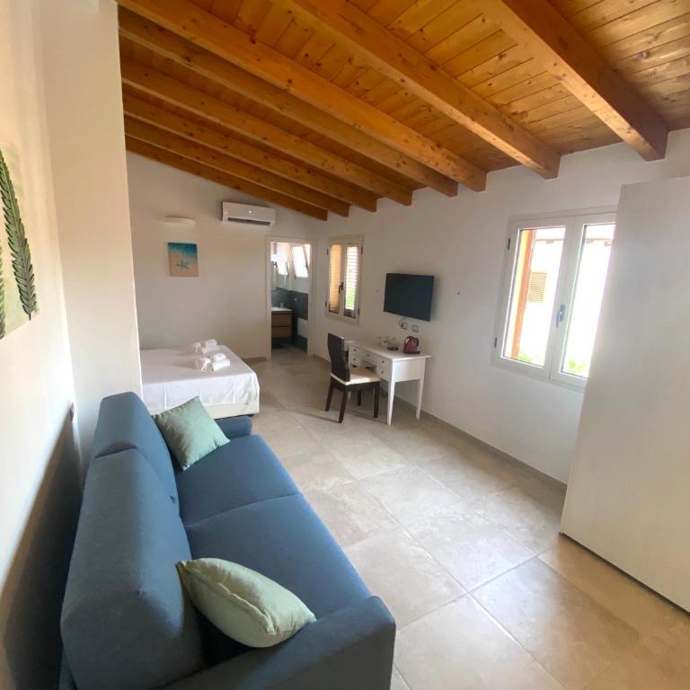 PUNTO ZERO ROOMS - Camera Tripla Deluxe - Dependance - 8