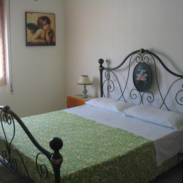 Marycarmen - Two-Bedroom Apartment - 1