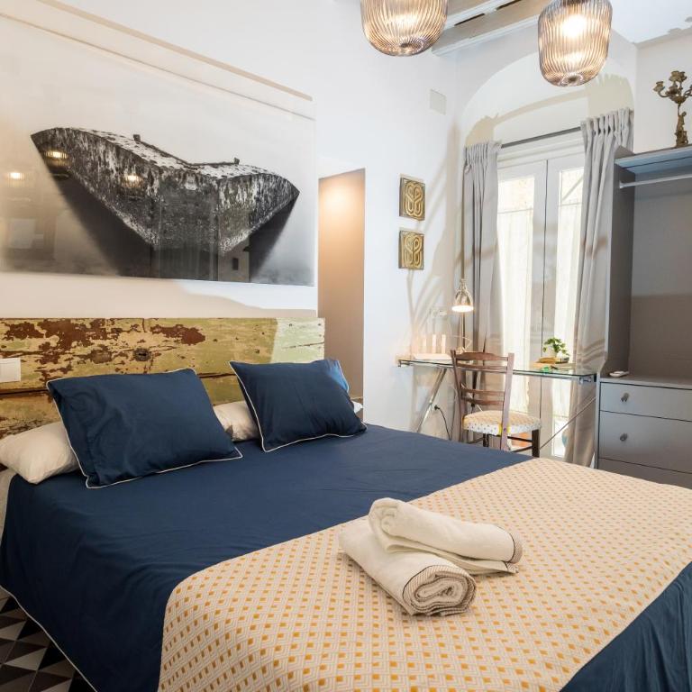 Casa Portus Gaditanus s XVIII Patio Andaluz - Apartamento de 2 dormitorios - 52