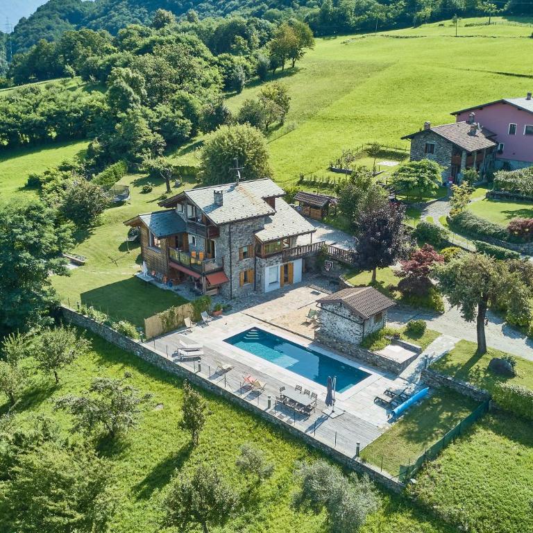 chalet con piscina e vista panoramica - Chalet - 21