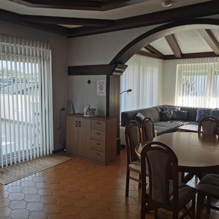 Ferienwohnung Dani - Apartment mit Blick auf die Berge - 11