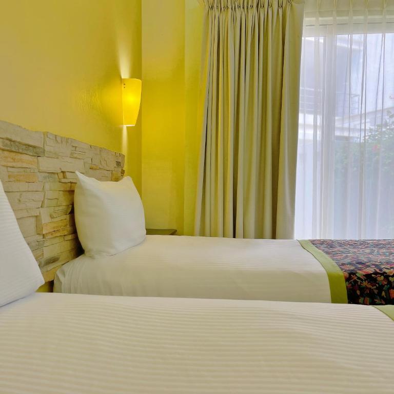 Seven Crown Express & Suites by Kavia - Habitación Doble Estándar - 2