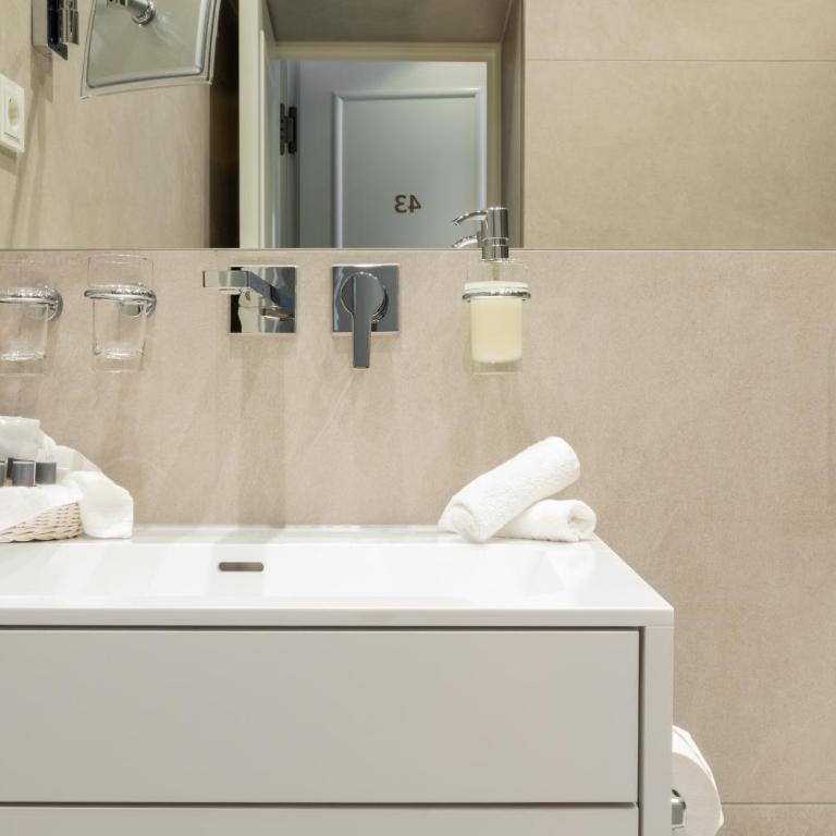 Hotel an der Oper - Doppelzimmer Komfort - 5