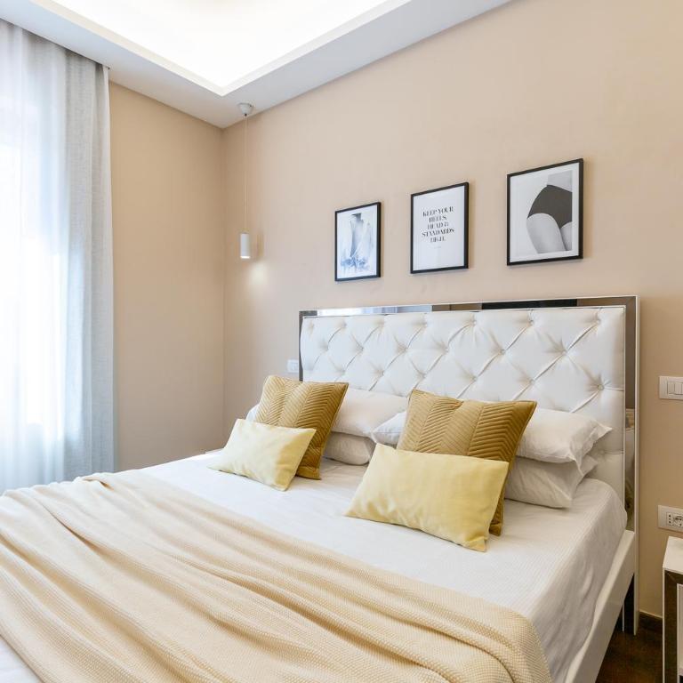 Club 57 Imperial Rooms - Double Room with Private Bathroom and Sea View - 11