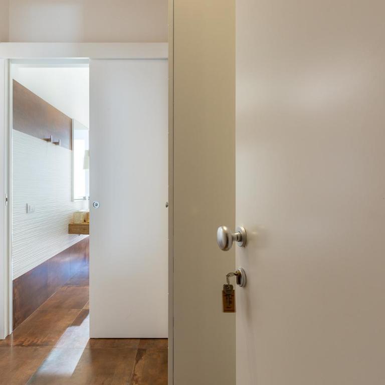 Club 57 Imperial Rooms - Deluxe Double Room with Balcony and Sea View - 6