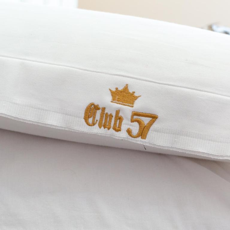 Club 57 Imperial Rooms - Double Room with Private Bathroom and Sea View - 23