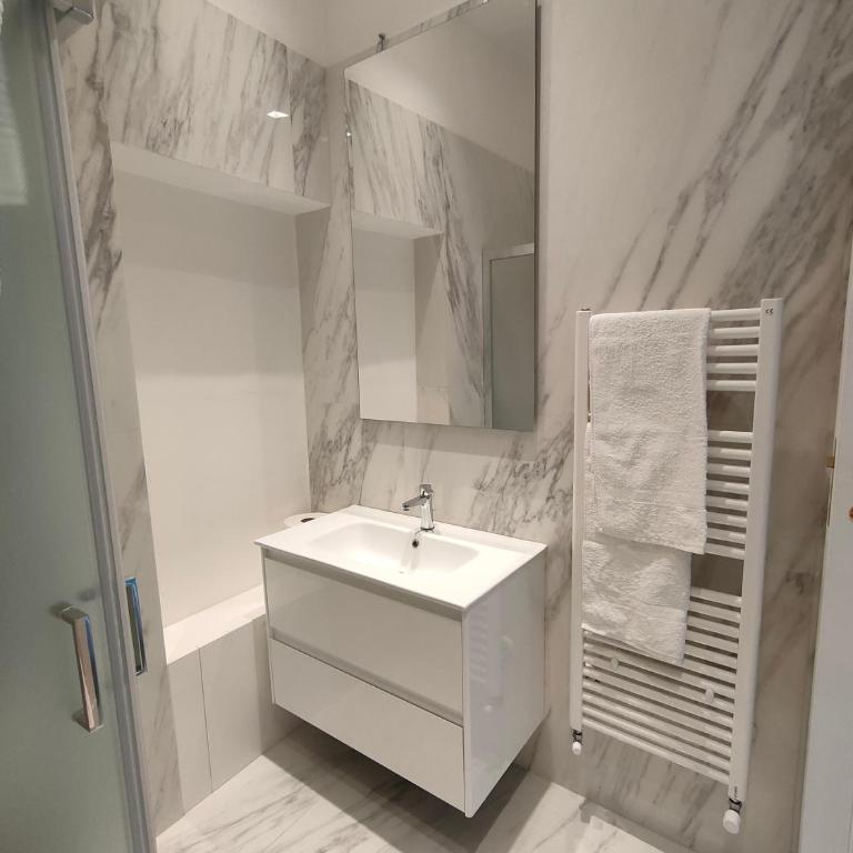 Finestre in piazza - One-Bedroom Apartment - 17