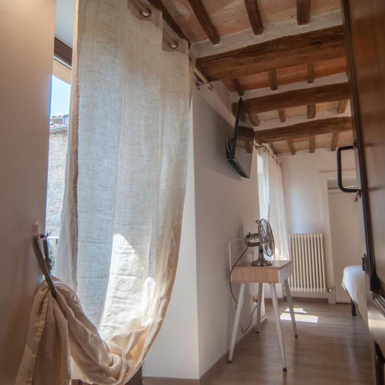 Umbrian Concierge - La Casa dei Pellari - Camera Matrimoniale Superior - 14