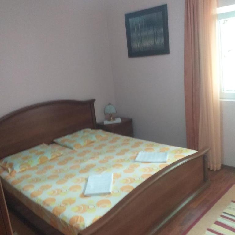 Guesthouse Djacic - Deluks Dvokrevetna Soba sa Bračnim Krevetom - 4