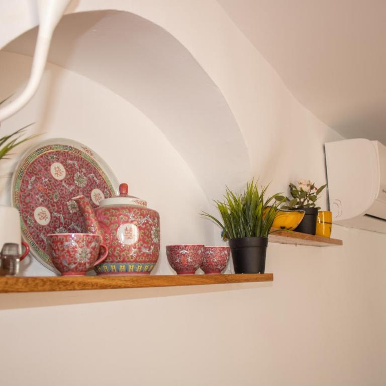 Malagueña Salerosa "Apartamento - estudio con terraza" En casa típica de 1 a 4 dormitorios - Apartamento Estudio con terraza o patio privados - 93