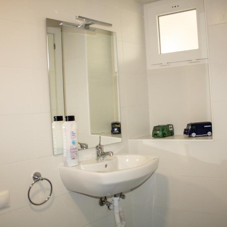 Malagueña Salerosa "Apartamento - estudio con terraza" En casa típica de 1 a 4 dormitorios - Apartamento Estudio con terraza o patio privados - 78