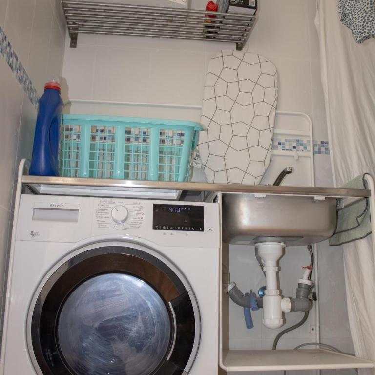 Malagueña Salerosa "Apartamento - estudio con terraza" En casa típica de 1 a 4 dormitorios - Apartamento Estudio con terraza o patio privados - 81