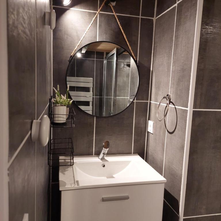 Appartement mezzanine 5 personnes avec balcon vue sur la montagne - Appartement 1 Chambre - 4