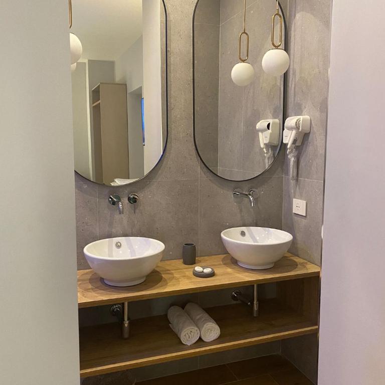 Krysos Luxury Rooms - Deluxe Junior Suite - 2