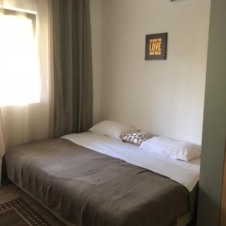 Candy apartment central location Bečići - One-Bedroom Apartment - 3