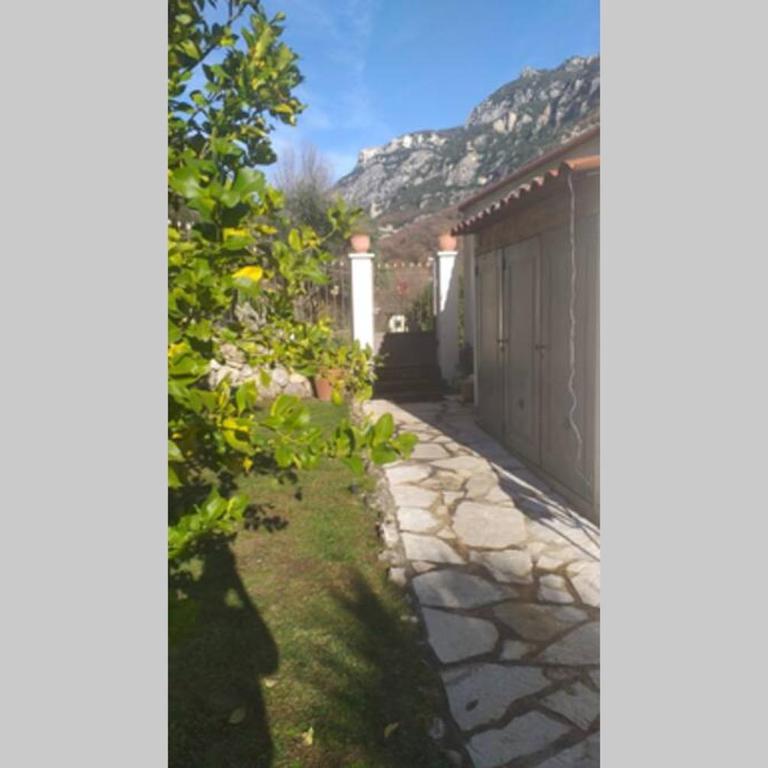 Maison avec jardin et vue - Le Pont du Loup 06 - Maison 2 Chambres - 4