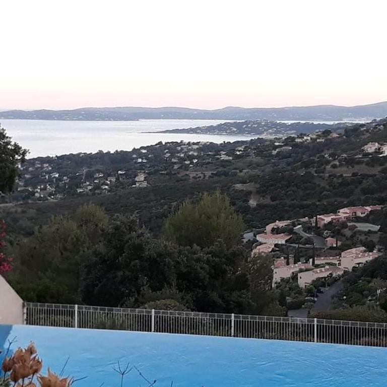 Très bel appartement T3 avec splendide vue mer - Appartement 2 Chambres - 10