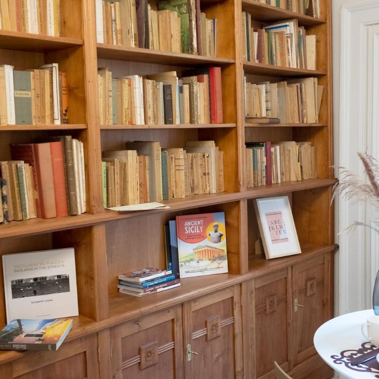 Sognalibro Bed and Books - Appartamento con 2 Camere da Letto e Vista Città - 20