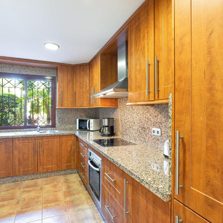 Paradise Retreat in Estepona - Apartamento de 3 dormitorios - 3