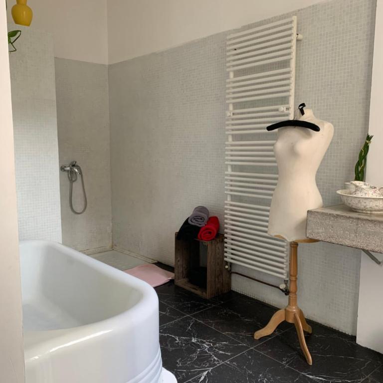 Liberté - Chambre Double avec Salle de Bains Privative - 11