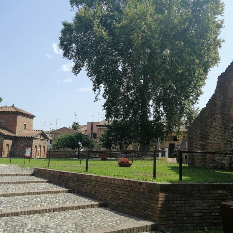 Corte Cavour. Una mansarda nel cuore della città - Two-Bedroom Apartment - 53