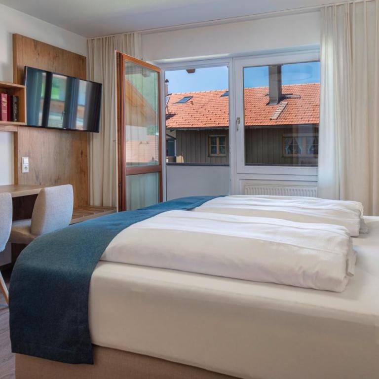 Aparthotel Chiemgaufuchs - CHIEMGAUKARTE - Großes Doppelzimmer - 6