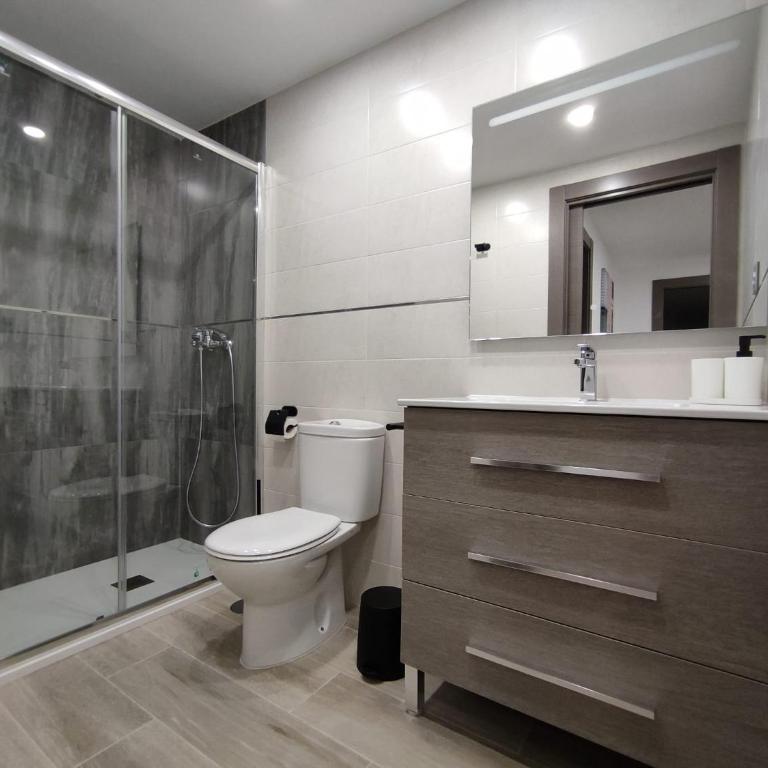 Apartamentos La Libertad 2 - Two-Bedroom Apartment - 10