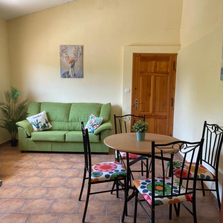 Air Conditioned "Casa Tropicana" Villa-Sleeps 10-Free WiFi-Private Pool-Free Parking - Casa de 5 dormitorios - 18