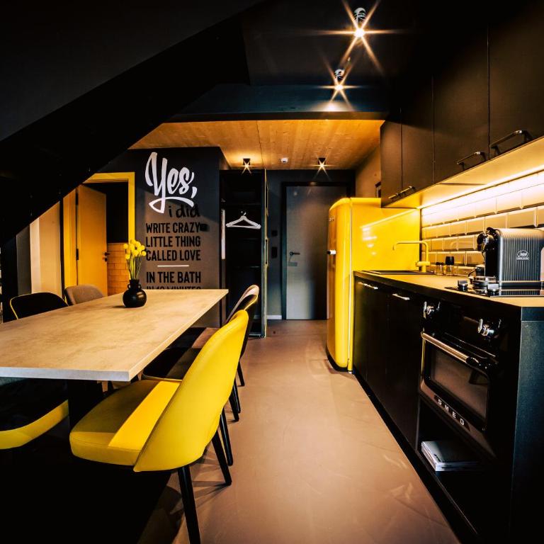 Boutique Apartments OLD SCHOOL - Appartamento con 3 Camere da Letto - 4