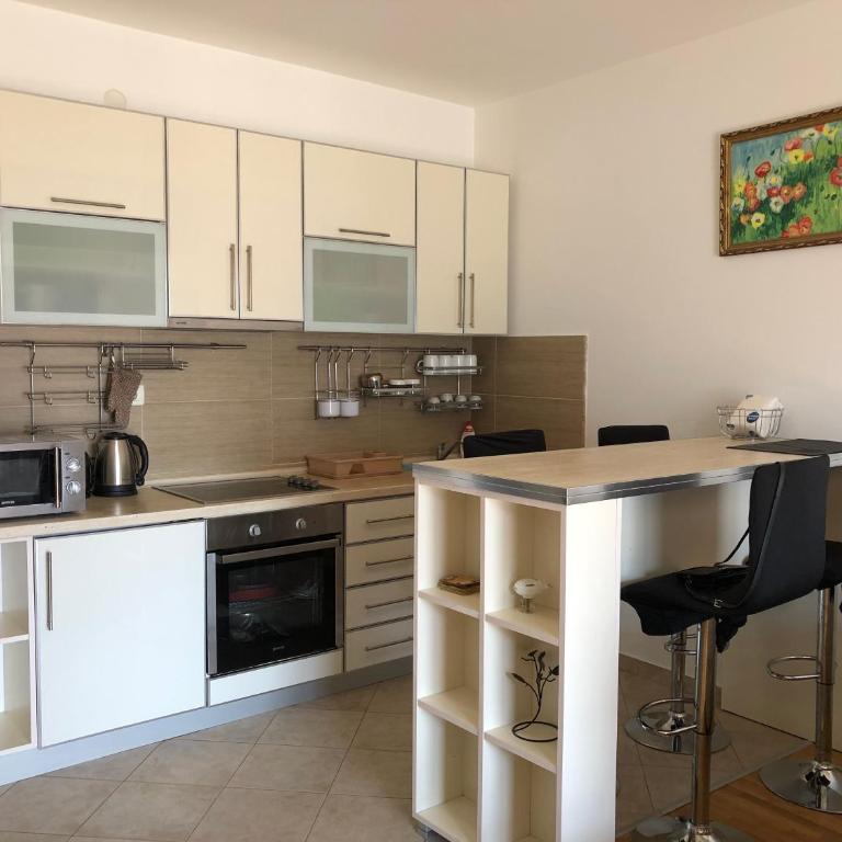 Apartment Marina - One-Bedroom Apartment - 3