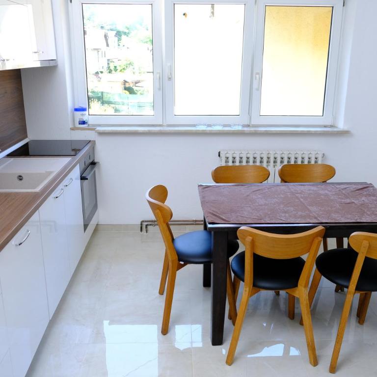 Urban Apartment Visoko - Apartman sa 2 Spavaće Sobe - 3