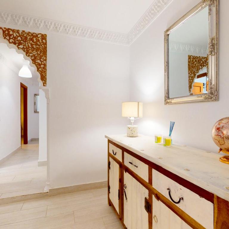 Majestic Villa by the Beach Heated Private Pool & Jacuzzi - Villa with Sea View - 27